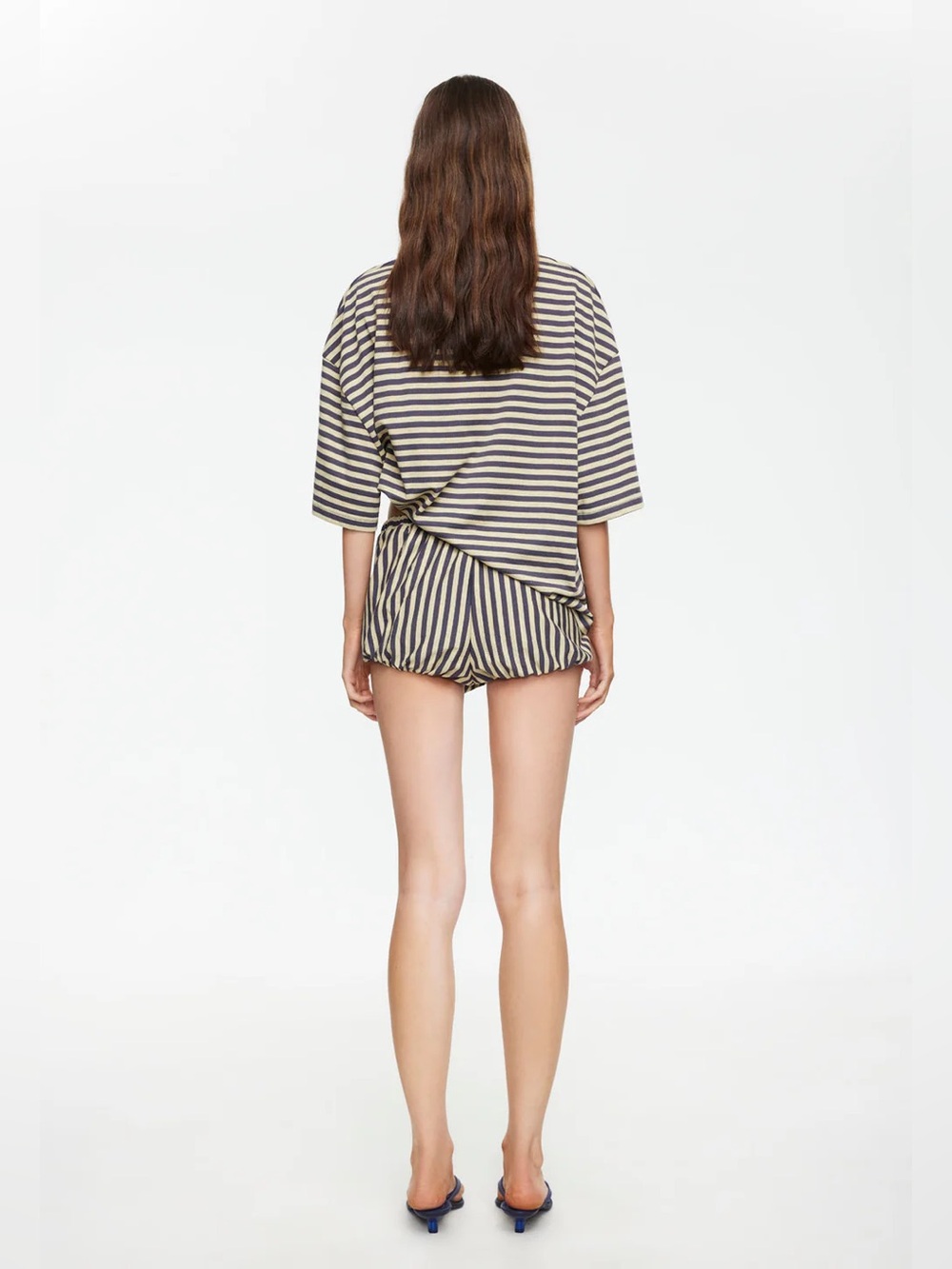 Lioness Bloom Short Sleeve | beige stripe A5 - Picture 3 of 8